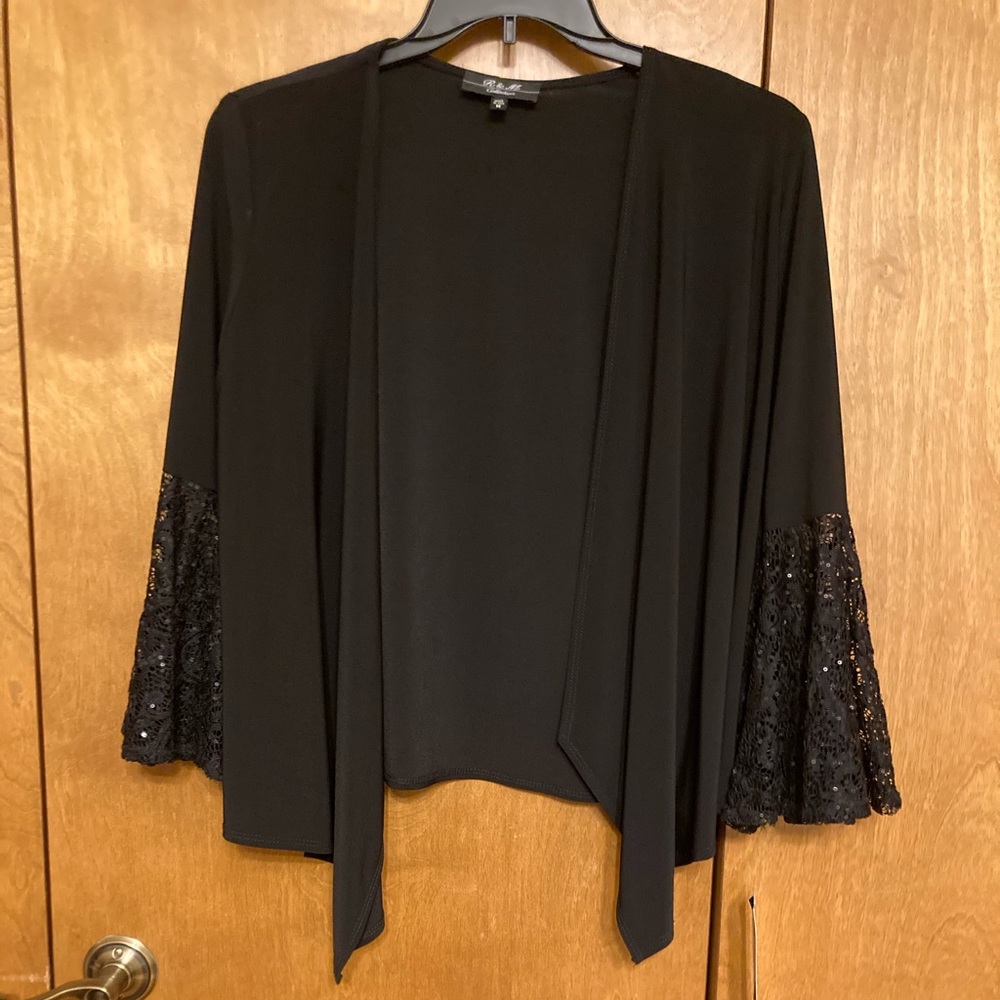 New w/ tags dressy open black jacket/shrug size M ✨  great for the holidays
